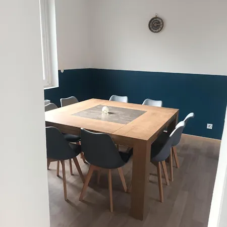 בית נופש Charming Charmes Charmes (Aisne)